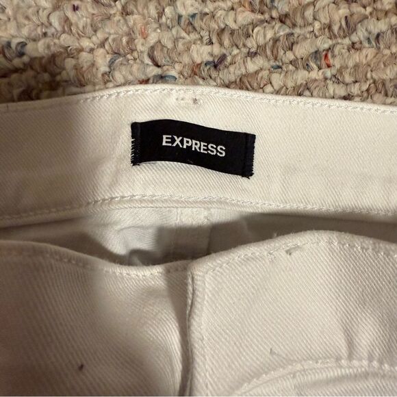 Express Editor Low Rise White Bootcut Jeans- Size 6 - Picture 7 of 8